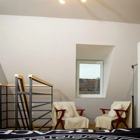Casa Simon 3 *